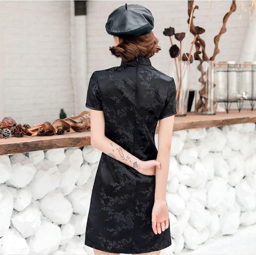Robe Chinoise Noir dos