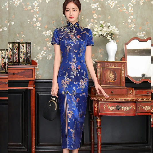 Robe chinoise bleu satin