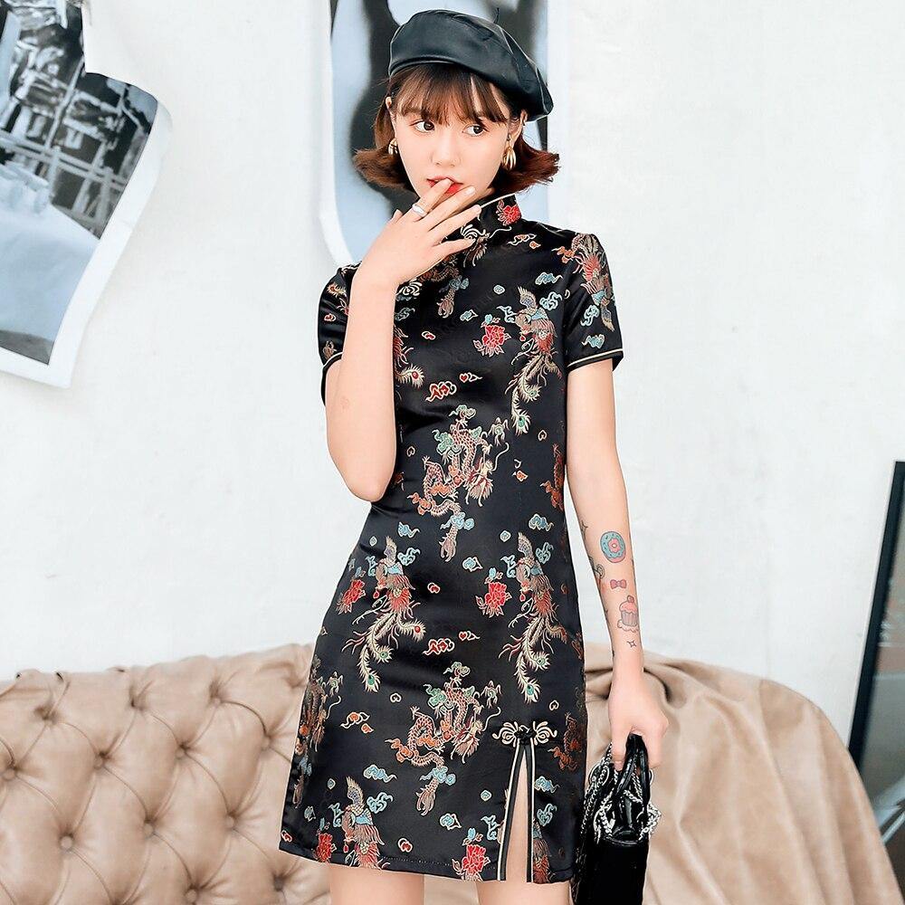 robe chinoise noir dragon